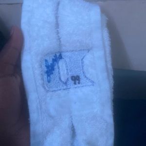 Signed game worn duke towel